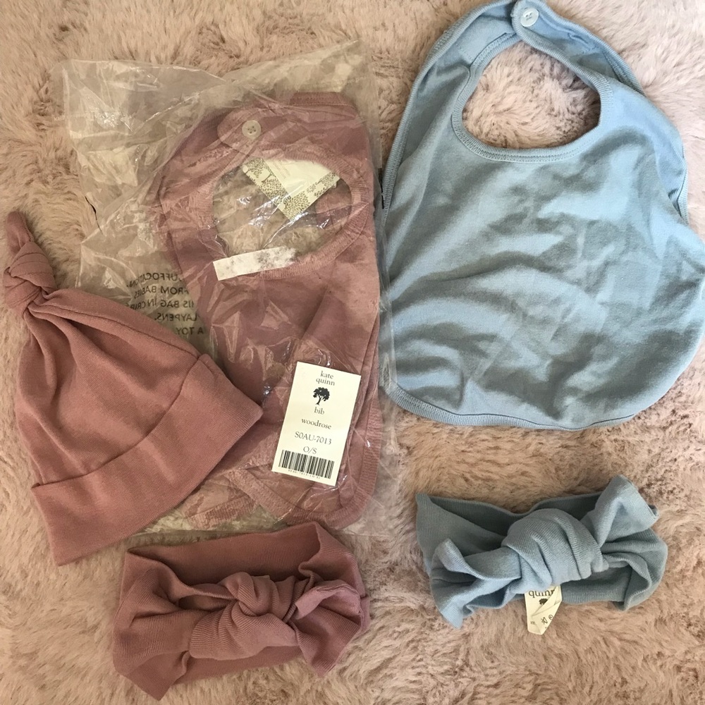 Kate Quinn accessories bundle